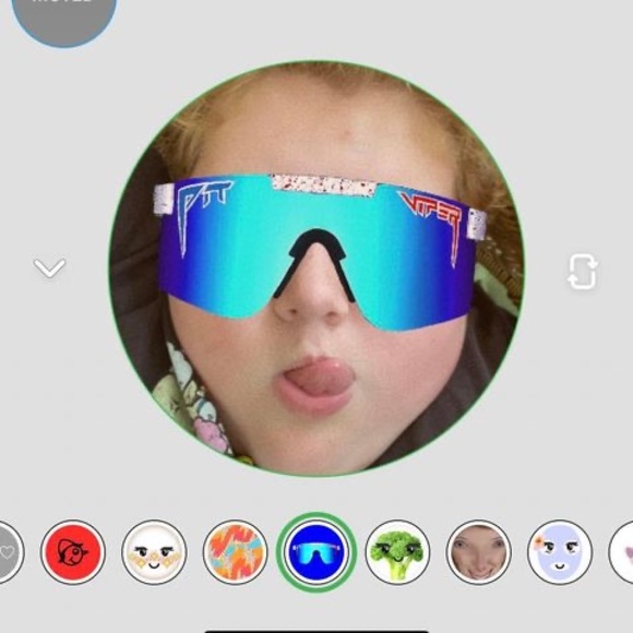 Meet your Posher, Josie - Picture 1 of 1